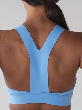 Lululemon Fast & Free Bra Nulux Sports Bra‎ Size 2 Aero Blue